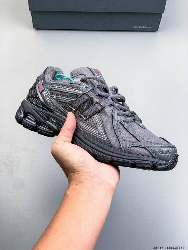 New Balance M1906Ri, a treasure of a classic dad shoe from New Balance. It combi