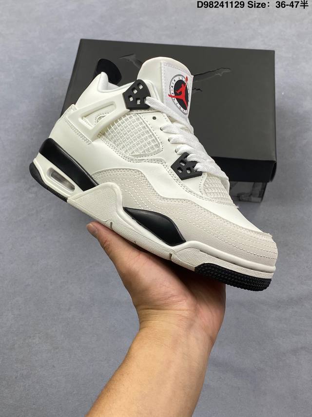 Air Jordan Aj4