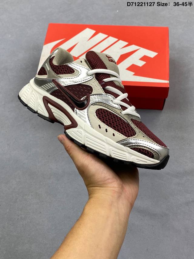 Nk V5 Rnr Comfortable and Versatile Running Shoes This shoe blends retro and mod