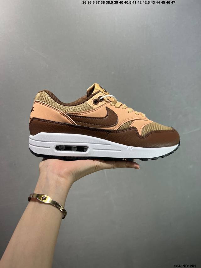 Company Grade Nike Air Max 1 Premium "King's Day" Nike Max 87 Small Air Cushion