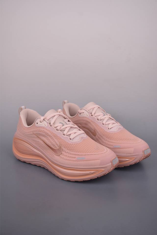 Nike Air Zoom Vomero plus New technology, developed ahead of the original shoe,