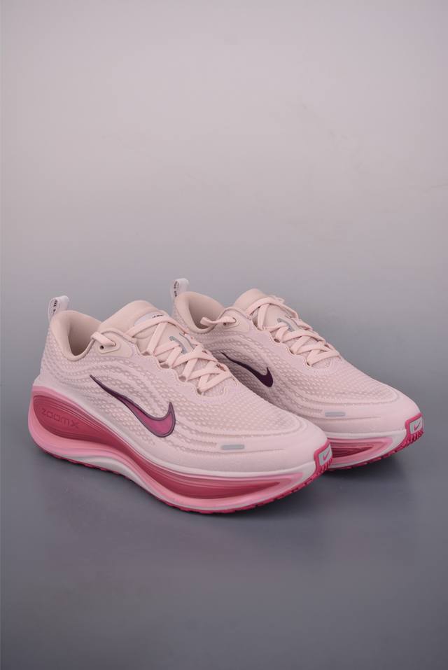 Nike Air Zoom Vomero plus New technology, developed ahead of the original shoe,