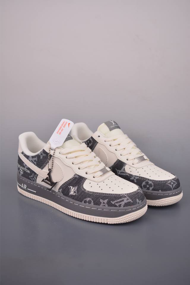Nike Air Force 1 Low Lv Collaboration Authentic Air Force fit, made with origin