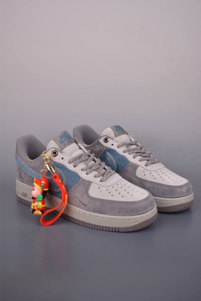Nike Air Force 1 Low Authentic Air Force design, made with original last and ca