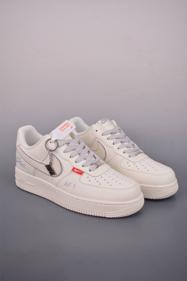 Nike Air Force 1 Low Just Doit Collaboration Authentic Air Force fit, made with
