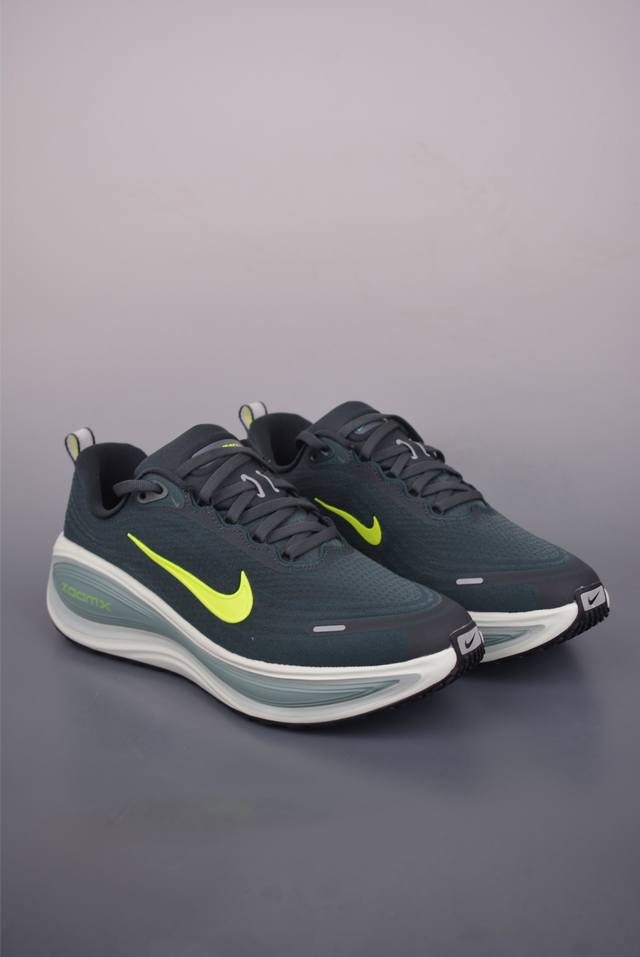 Nike Air Zoom Vomero plus New technology, developed ahead of the original shoe,