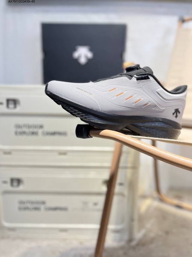 Descente Enerzite Lavitate 1.5 Knit Stylish Non-Slip Low-Top Running Shoes Seam