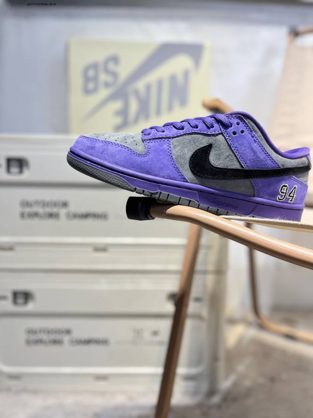 Nike SB Dunk Low, Highly Recommended New Colorway from Major Factory. Made with