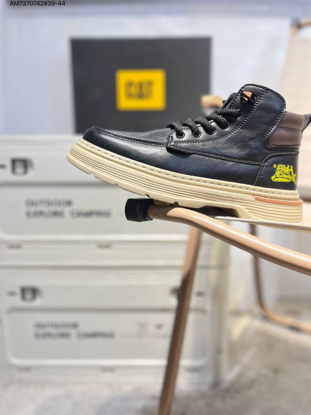 Cat Hardcore Bulldozer Brand Series Workwear and Casual Shoes Same style as on T