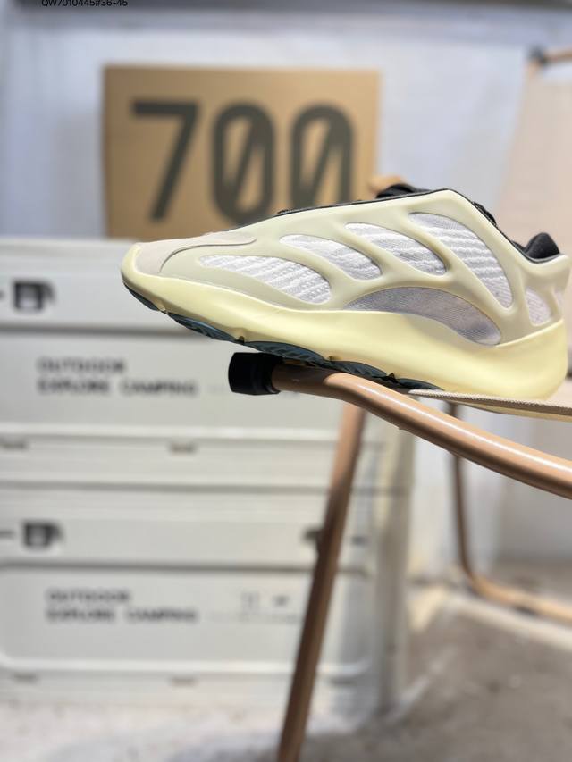 Adidas Yeezy 700 V3 Kanye West Yeezy 700 V3 Shaped Running Shoes G54850 Qw701044