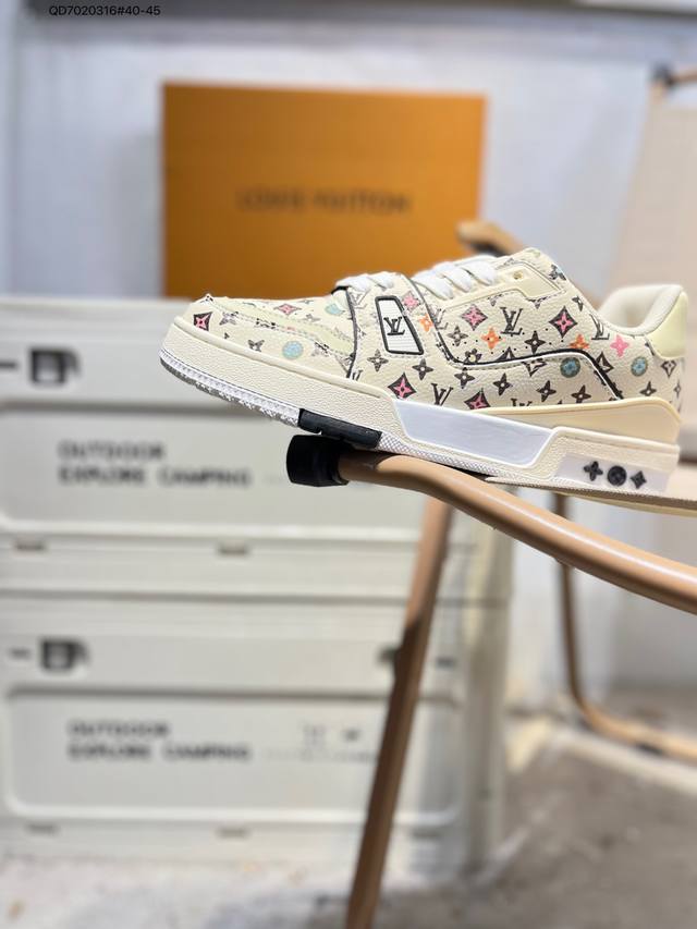 Louis Vuitton Lv Louis Vuitton sneakers New Lv Trainer latest colorway sneakers