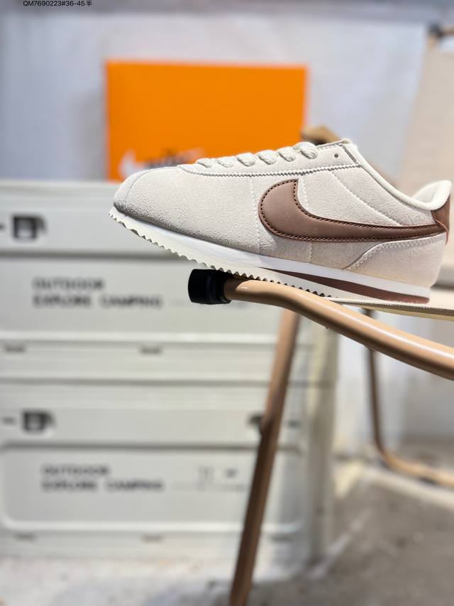 Nike Classic Cortez New Colorway The pure and persistent spirit of the classic