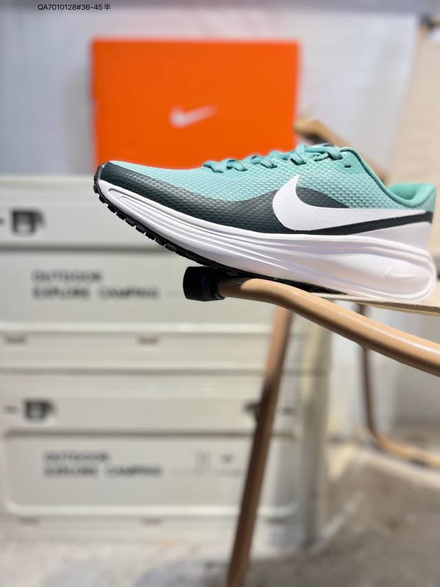 Nk Revolution 8 London Generation Ultralight Mesh Running Shoes combine a swift