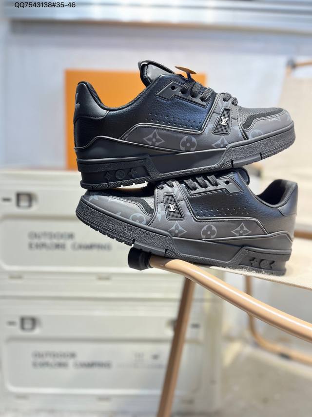 Louis Vuitton Lv Louis Vuitton sneakers New Lv Trainer latest colorway sneakers