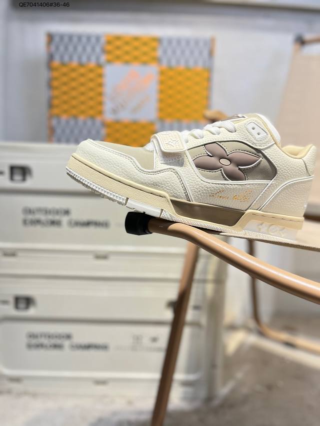 Louis Vuitton Lv Louis Vuitton sneakers New Lv Trainer latest colorway sneakers