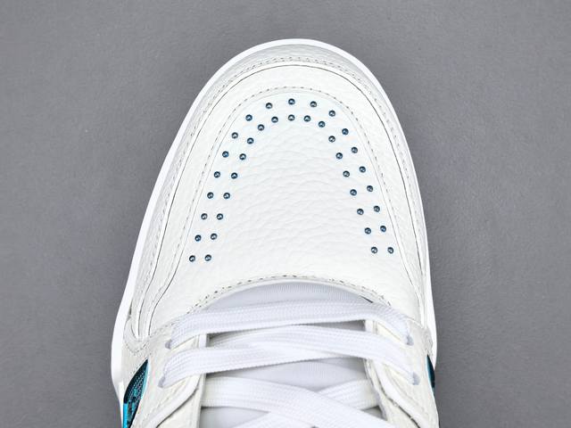 Channel Advantages! Official Version Louis Vuitton Trainer Couple Limited Series