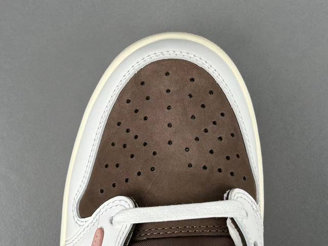 Channel Advantages! X-version Improved AJ1 Travis Scott X Jordan Air Jordan 1 Co