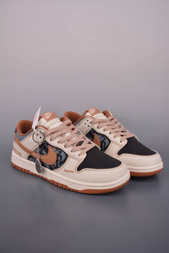 Nike SB Dunk Low Supreme Collaboration Pure Original Factory Product Highly Reco