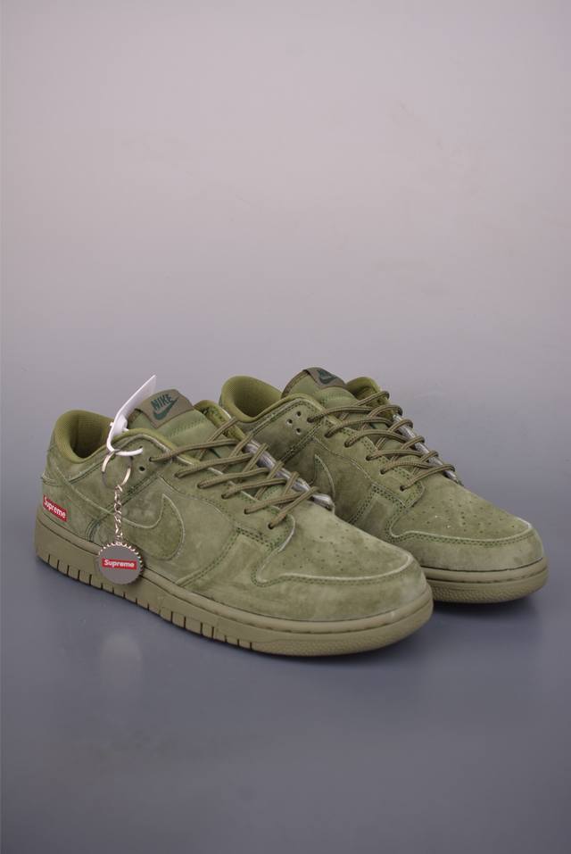 Nike SB Dunk Low Supreme Collaboration Pure Original Factory Product Highly Reco