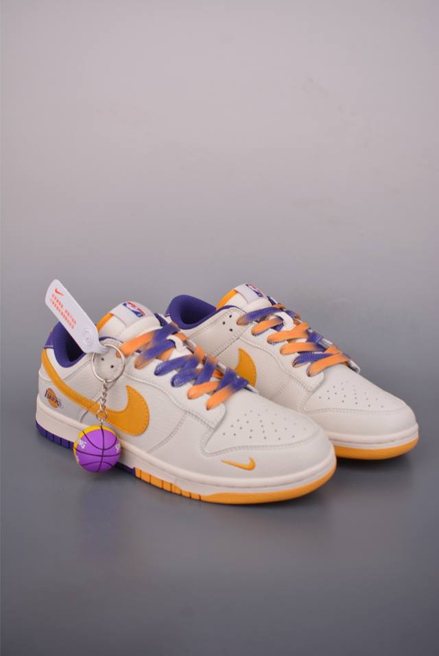 Nike SB Dunk Low Kobe Bryant Collaboration Pure Original Factory Product Highly