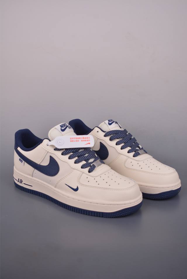 Nike Air Force 1 Low Dark Blue/White Authentic Air Force 1 design, made with or