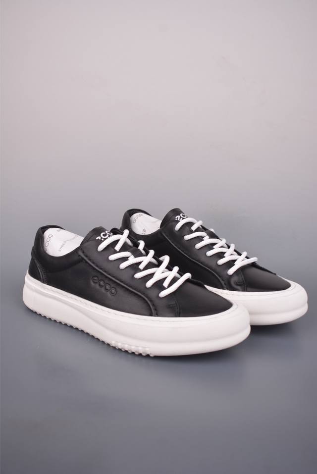 Ecco Men's Casual White Sneakers Simple, durable, and refreshing design, versati