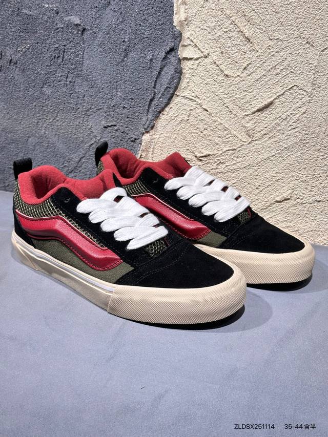 Vans Knu-Skool Vr3 Lx Low-top Retro Casual Vulcanized Sneakers (Black and Red) V