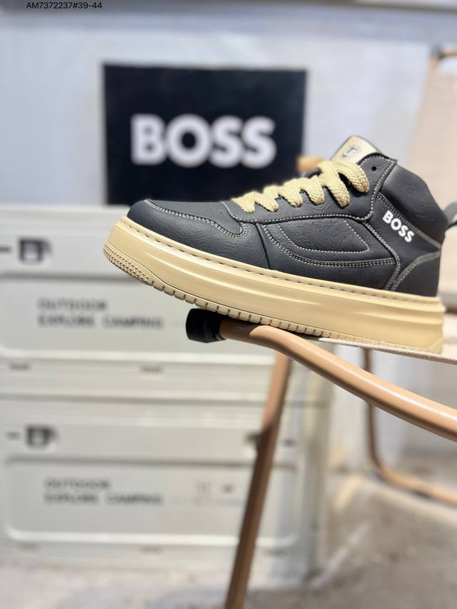 Boss Hugo Boss stamped version, new German high-end brand, same as the official