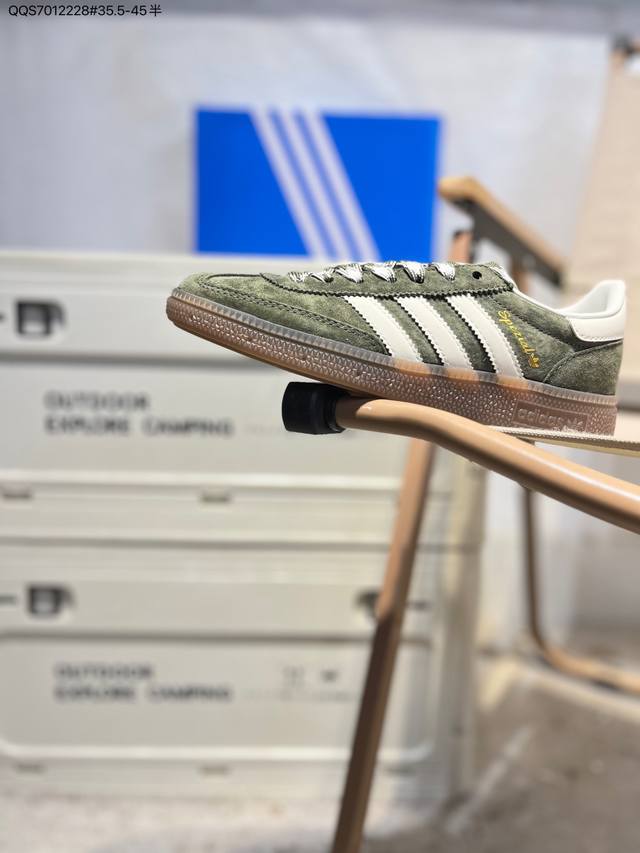 Adidas Originals Handball Spzl, a versatile casual sports shoe from the handbal