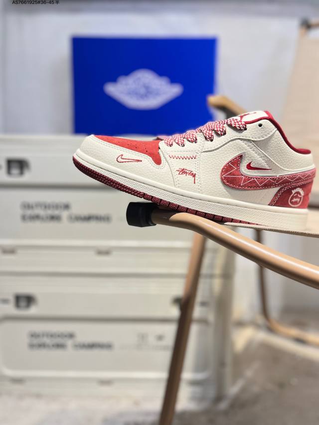 Factory Grade Top Layer Leather Jordan Air Jordan 1 Low AJ1 Basketball Shoes Of