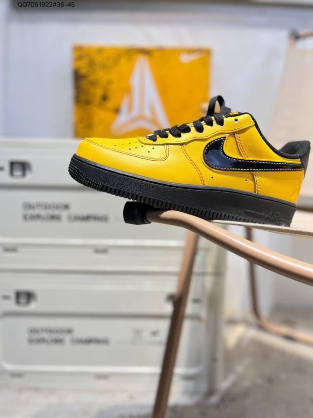 Nike Air Force 1 '07, a versatile casual athletic shoe. Soft, responsive cushio