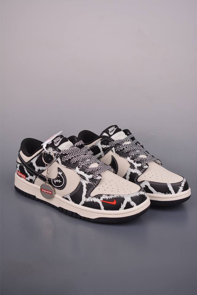 Nike SB Dunk Low Supreme Collaboration Pure Original Factory Product Highly Reco