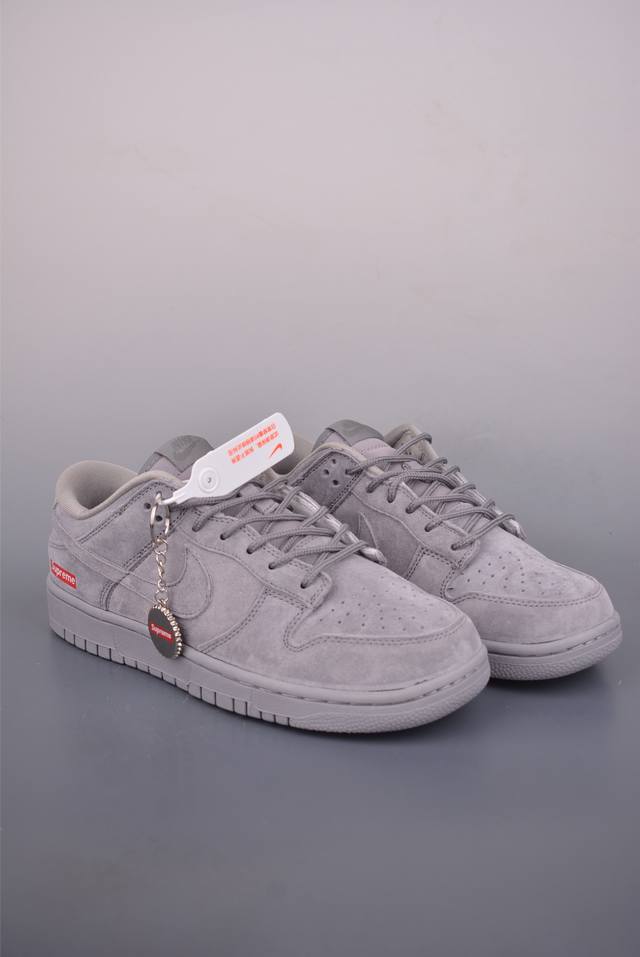 Nike SB Dunk Low Supreme Collaboration Pure Original Factory Product Highly Reco