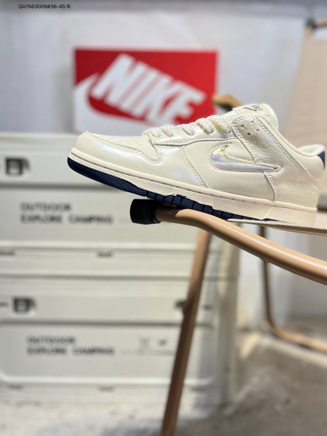 Nike Dunk Low SB series classic versatile casual sports sneakers. The thickened