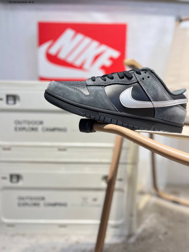 Nike SB Dunk Low, Highly Recommended New Colorway from Major Factory. Made with