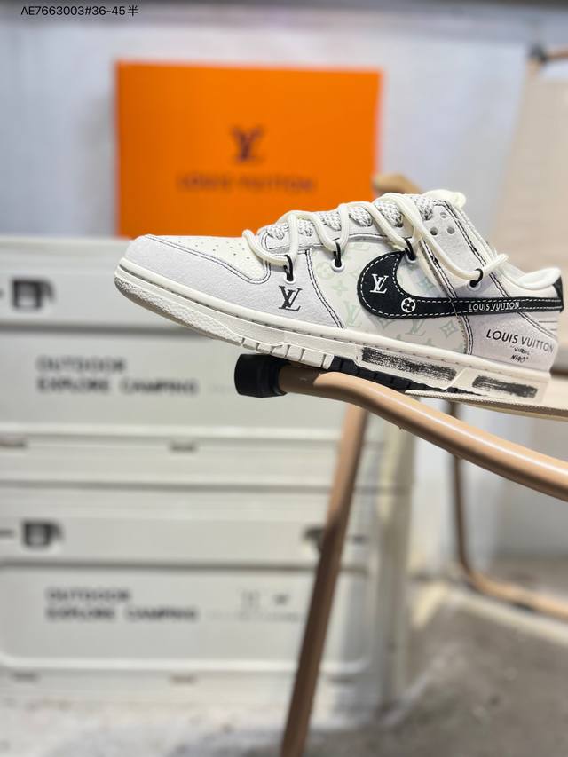 Nike SB Dunk Low, Highly Recommended New Colorway, Made by a Major Factory. Ori