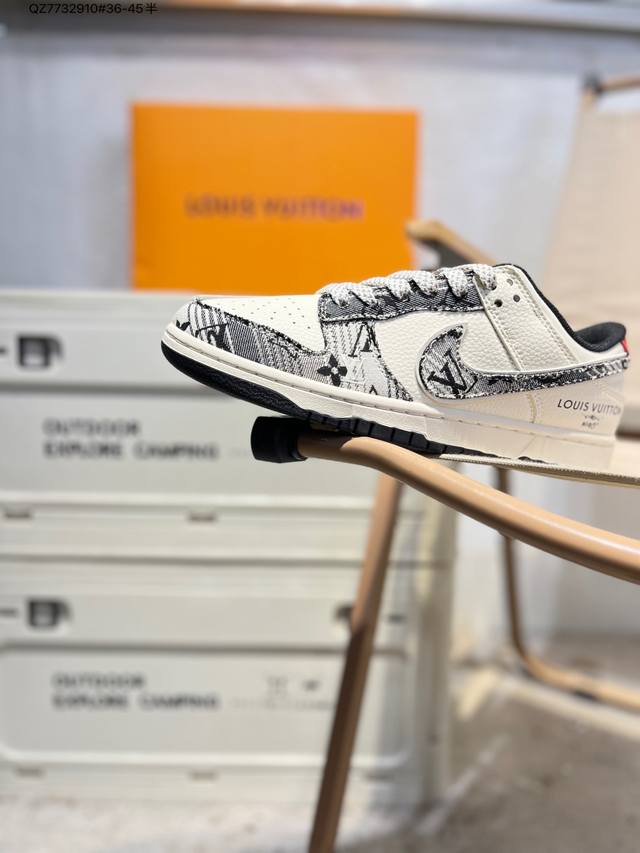 Nike SB Dunk Low, Highly Recommended New Colorway, Made by a Major Factory. Orig