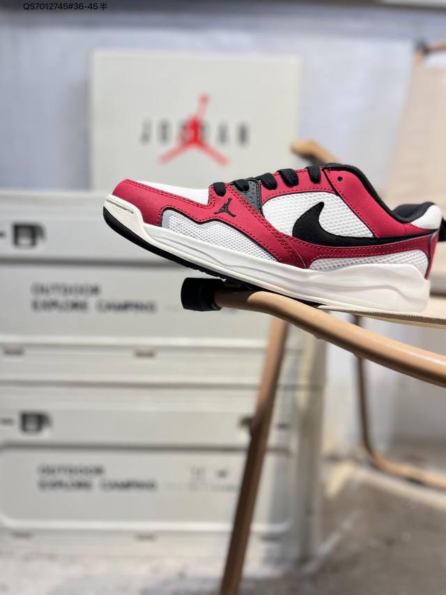 Nike Jordan Basketball Shoes Jordan Cmft Era sneakers, as a sporty and casual s