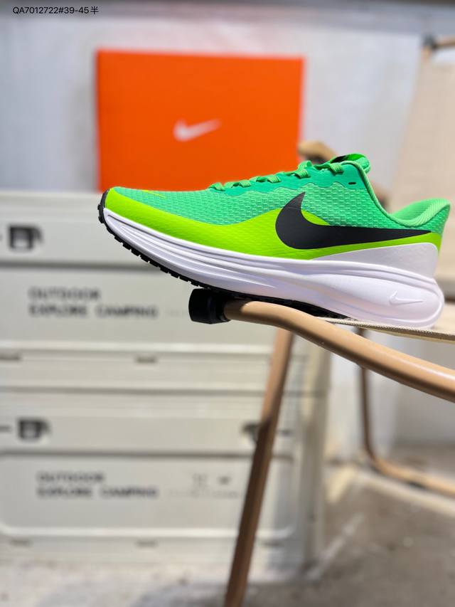 Nk Revolution 8 London 8th Generation Ultralight Mesh Running Shoes combine a sw