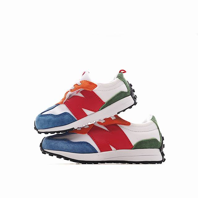 Designed specifically for preschool children, this shoe combines retro classic