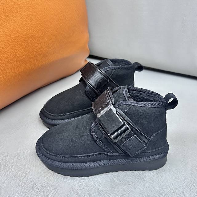 No returns or exchanges Black Ugg Neweel Buckle Children's Snow Boots Size: 28-