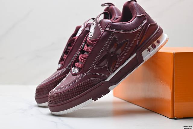 Authentic Louis Vuitton Trainer Sneaker Low, Brand New, LV, Casual Sportswear, V