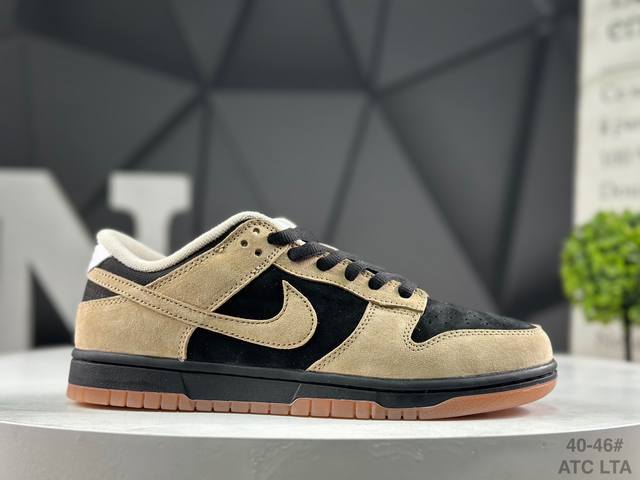 Nike Dunk Low SB series classic and versatile casual sports sneakers. The thick