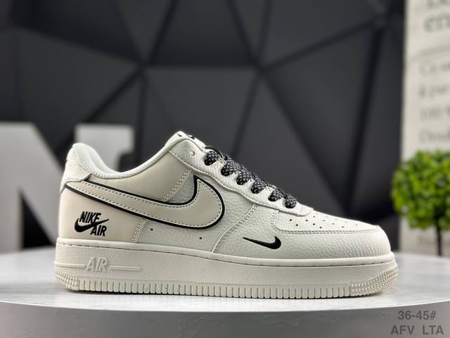 Nike Air Force 1 '07 Low, a low-top athletic and casual shoe. Features a comple
