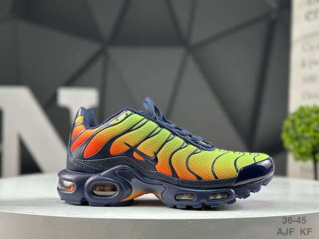 Nike Air Max Plus Classic Cushioning Durable Breathable Versatile Casual Runnin