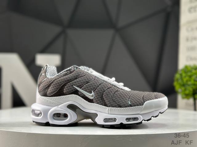Nike Air Max Plus Classic Cushioning Durable Breathable Versatile Casual Runnin