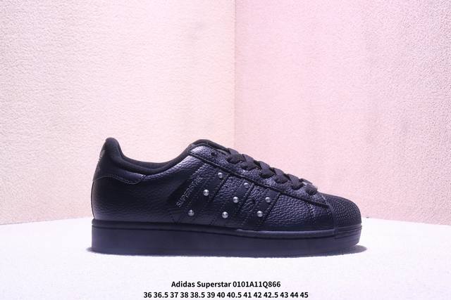 Adidas Originals Superstar collaboration classic shell toe model. Official websi