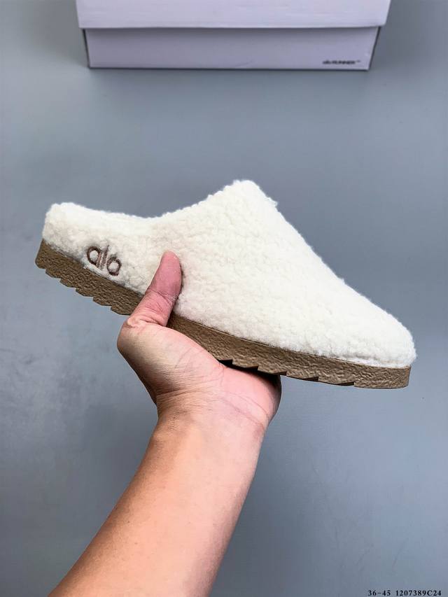 2025Ss Latest Aio Winter Fleece Slippers, a Classic Reimagined, Extremely Popula