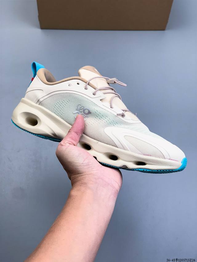 Loewe X On's new Cloudsolo collaboration series of cushioned and breathable casu