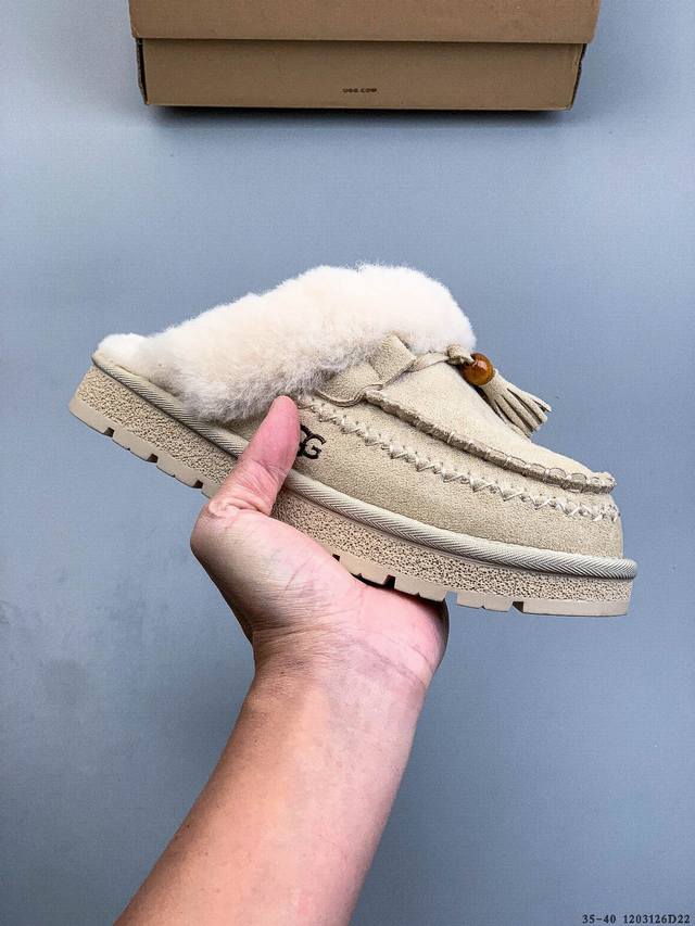 Ugg 2025 New Style Slip-on Soft-soled Warm Cotton Shoes Casual Furry Loafers 120